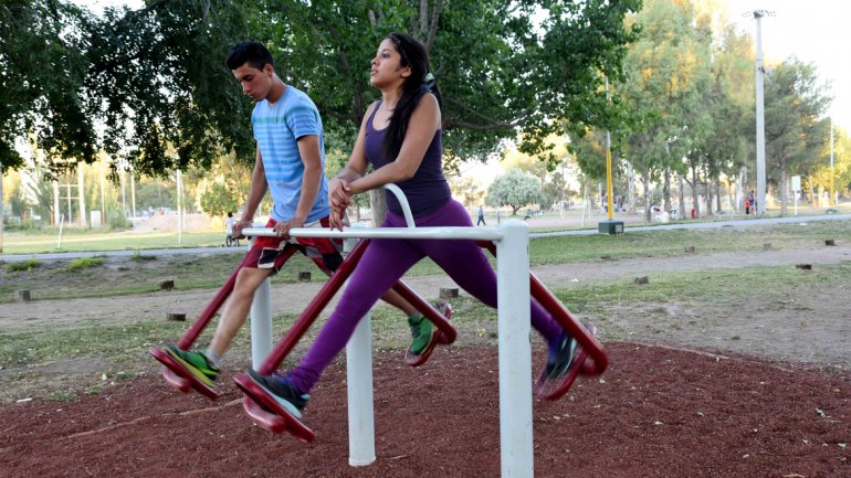 MÁS DE LA MITAD DE LOS JÓVENES DEJA LOS DEPORTES