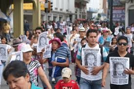 EL CUERPO DE EMILIA BENAVIDES FUE ENCONTRADO EN UNA QUEBRADA DE LA VÍA LOJA-CATAMAYO 