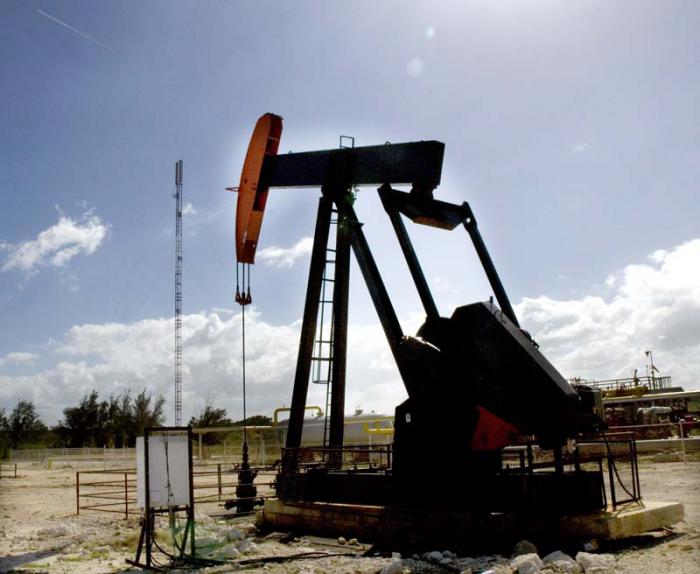 Producción de petróleo sigue subiendo.