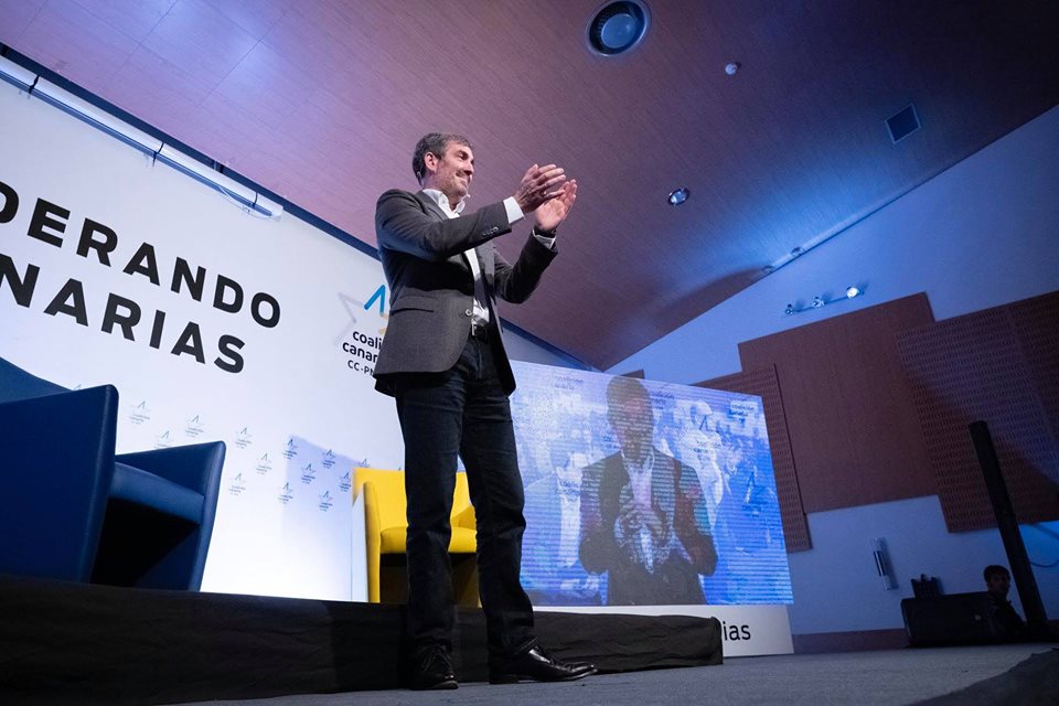 Fernando Clavijo LIDERANDO CANARIAS