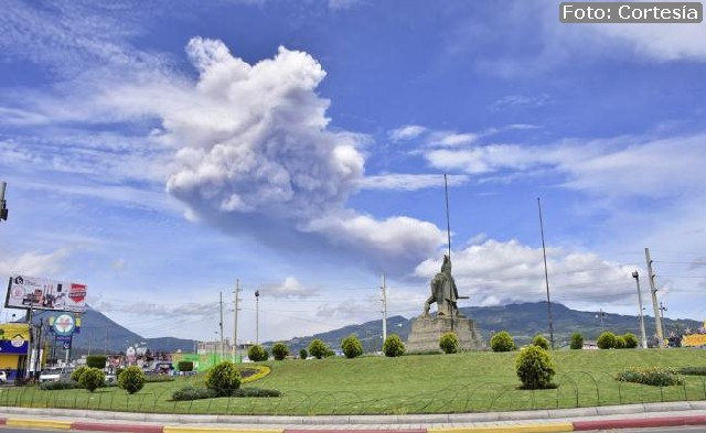 CAE CENIZA EN CHIAPAS POR EXPLOSIÓN DE “SANTIAGUITO”
