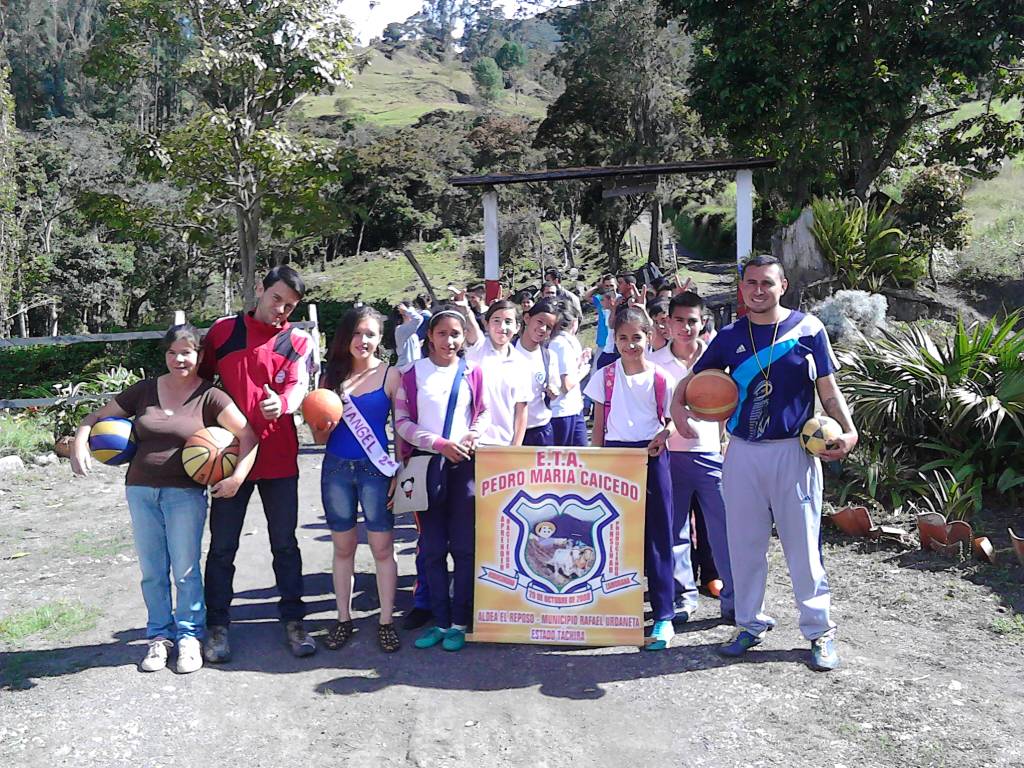 Celebramos el dia del deporte en la ETA Pedro Maria Caicedo